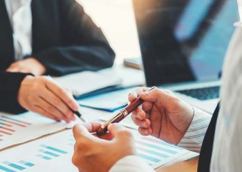 BIST 50’de 20 hisse defter değerinin altında