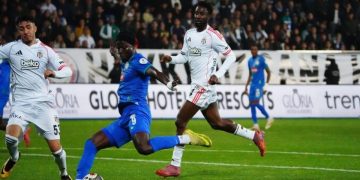 Beşiktaş Rize’den 1 puanla döndü