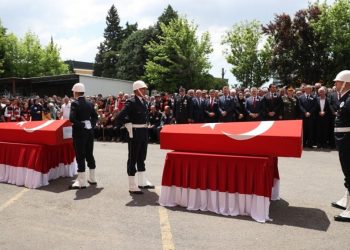 Çorlu’da şehit 2 polis memuruna acı veda