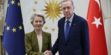 Erdoğan AB Komisyonu Başkanı Leyen ile telefonda görüştü