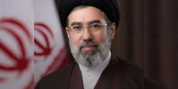 Hamaney’den rest: ABD askeri üs kuramayacak