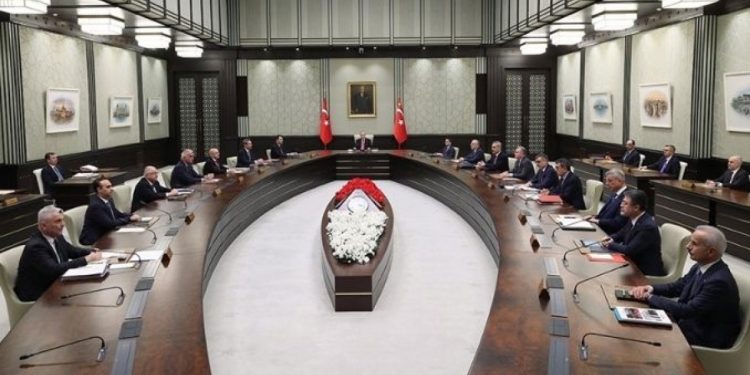 Kabine yarın toplanıyor