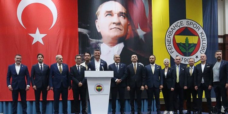 Sarı-lacivertliler bayramda buluştu