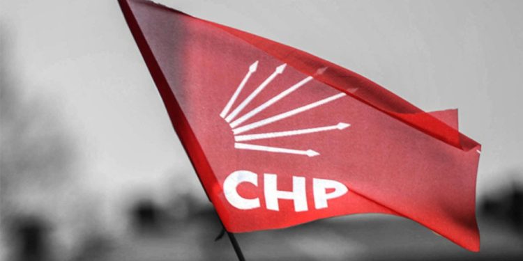 Siyasi parti liderlerinden ‘mutlak butlan’ kararına sert tepki