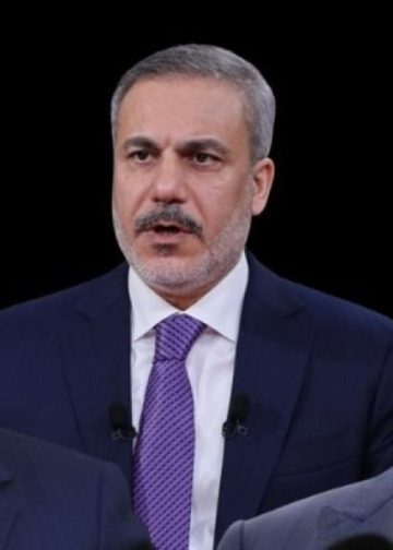 Siyasilerden peş peşe bayram mesajları