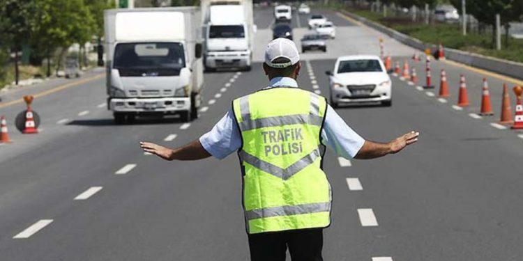 Sürücüler dikkat! 19 Mayıs nedeniyle bu yollar kapatılacak
