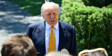 Trump: Acelem yok, ara seçim var