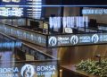 Yabancılar 285 milyon dolarlık hisse sattı