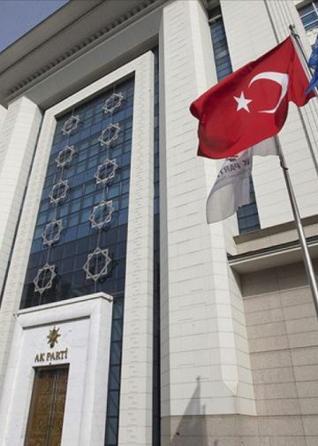 AK Parti’de 4 ilde görev değişikliği