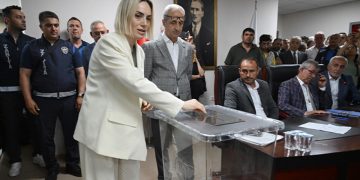 Akçakoca Belediyesi AK Parti’ye geçti
