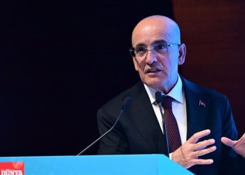 Bakan Şimşek: Ekonomi 23 çeyrektir kesintisiz büyüyor