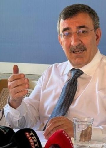 Cevdet Yılmaz en düşük emekli maaşı için Meclis’i işaret etti