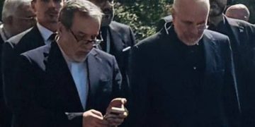 İran heyeti İsviçre’den ayrıldı