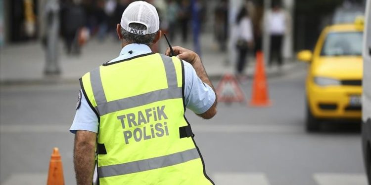 İstanbul’da sürücülerin dikkatine: 2 ilçede kapatılacak yollar açıklandı