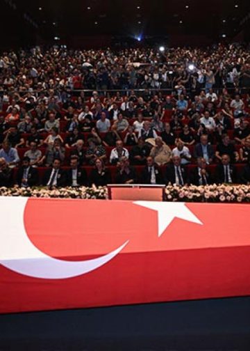 Kadir İnanır son yolculuğuna uğurlandı