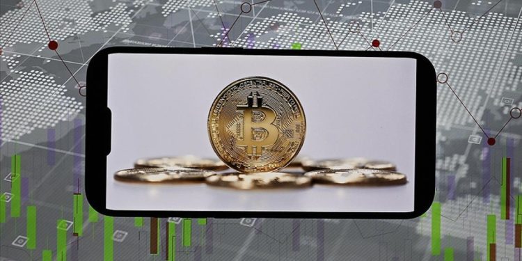 Kripto piyasasına darbe: Bitcoin sert düştü!
