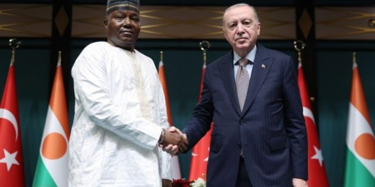 Nijer Cumhurbaşkanı’ndan dikkat çeken Erdoğan övgüsü