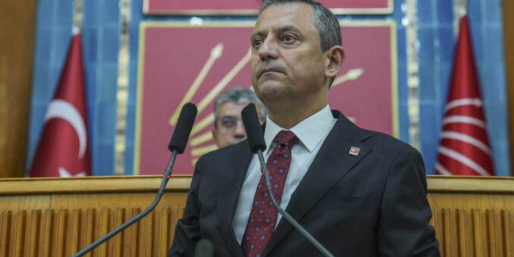 Özgür Özel’den ‘kurultay’ açıklaması