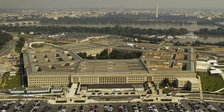 Pentagon’da ‘tehlikeli madde’ alarmı!