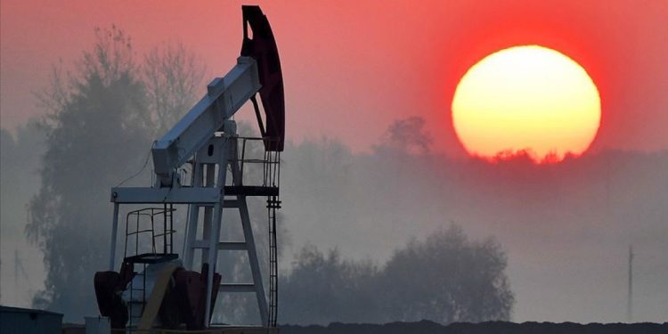 Petrol devleri kârını katladı