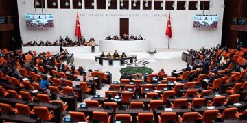 TBMM’den grup toplantıları için kapasite hatırlatması
