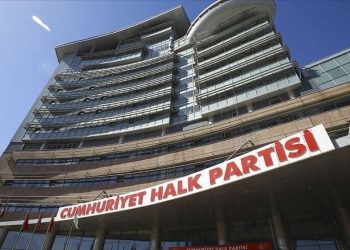 Yargıtay 9 CHP’li vekilin üyeliğini sildi