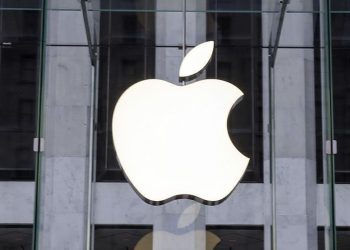 Apple yeniden dünyanın en değerli şirketi oldu