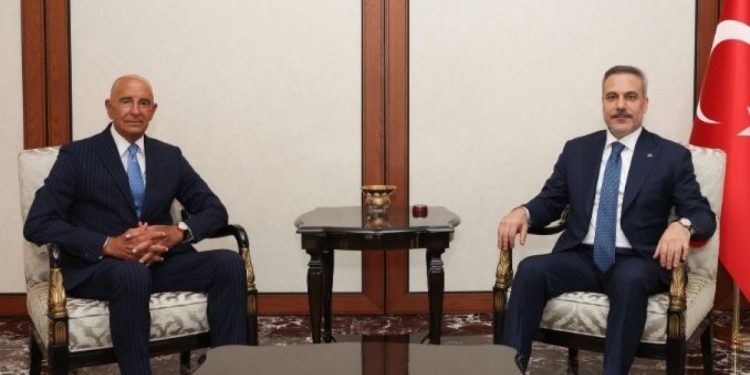 Bakan Fidan, ABD Büyükelçisi Barrack’la görüştü
