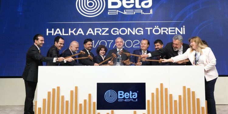 Borsa İstanbul’da gong Beta Enerji için çaldı