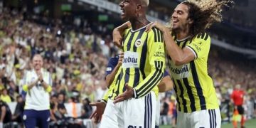 Fenerbahçe avantajı tek golle elde etti