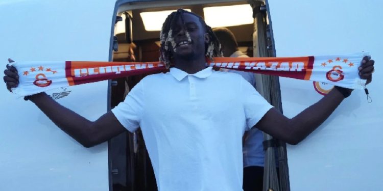Galatasaray’ın yeni transferi İstanbul’da!