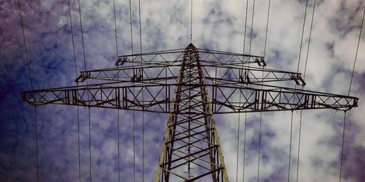 Hürmüz’deki kriz elektrik fiyatlarını ateşe verdi
