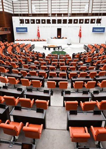 Meclis, en düşük emekli aylığını görüşecek