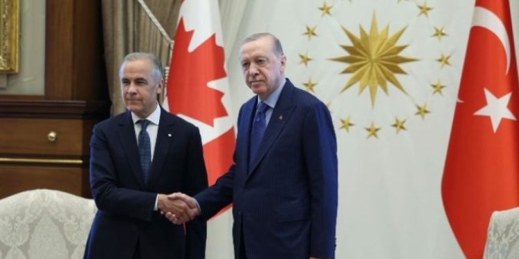 NATO Ankara Zirvesi’nde temaslar başladı