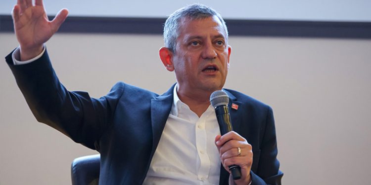 Özgür Özel’den Mansur Yavaş açıklaması: Yanımızda biliyoruz