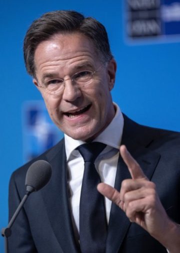 Rutte: Başarılı bir zirveyi tamamladık