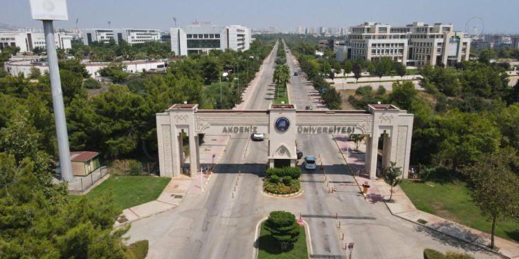 Teknikerden 225 milyonluk vurgun: Doktorlara borsa tokadı