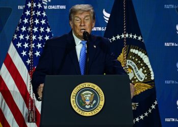 Trump ilk kez İran’ın savaştan kârlı çıktığını söyledi
