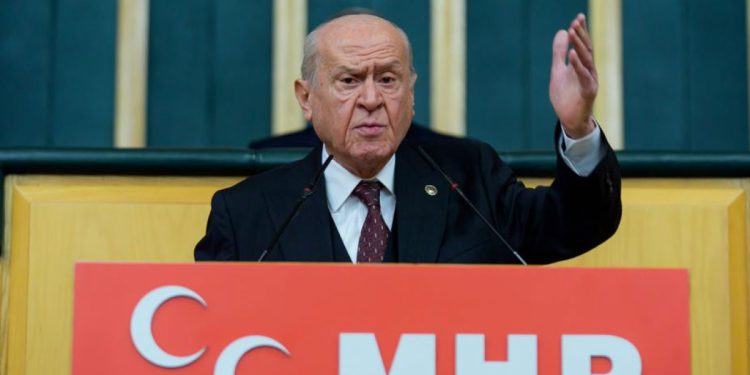 Bahçeli: Demirtaş evine, Ahmetler görevine, Öcalan umut hakkına kavuşmalı