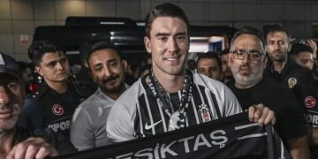 Beşiktaş Dusan Vlahovic transferini açıkladı