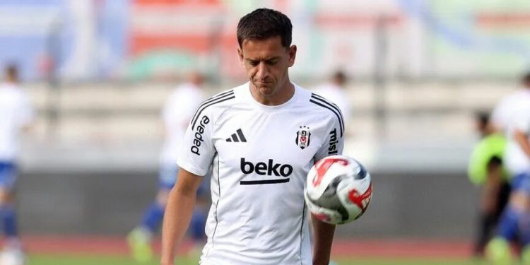 Beşiktaş’ta ayrılık: Hadziahmetovic’in sözleşmesi feshedildi
