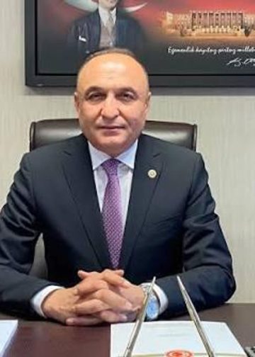 Bıçaklı saldırıda yaralanan Yeni Parti Milletvekili Melih Meriç’ten kötü haber