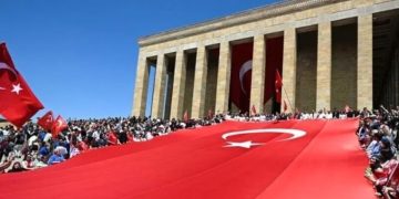 Ekonomi yönetimi Zafer Bayramı’nı kutladı
