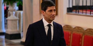 Fed Başkanı Warsh: Durgunluk bitti büyüme başladı