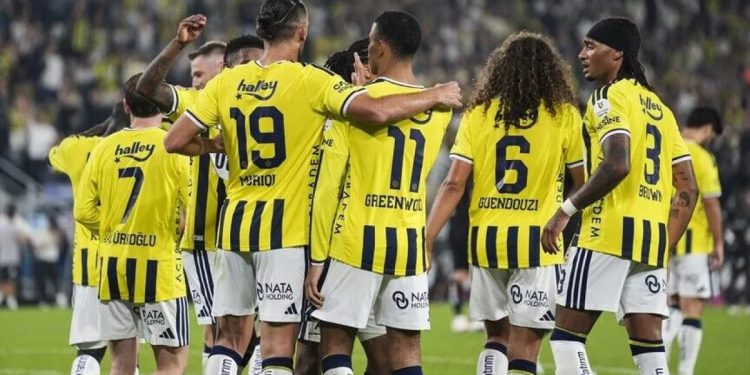 Fenerbahçe Konyaspor’u 4 golle geçti