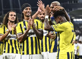 Fenerbahçe, Şampiyonlar Ligi’nde play-off turuna yükseldi