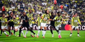 Fenerbahçe turu rövanşa bıraktı!