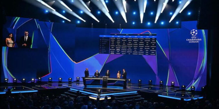 Fenerbahçe ve Galatasaray’ın Şampiyonlar Ligi’ndeki rakipleri belli oldu