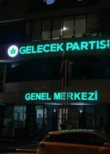 Gelecek Partisi resmen feshedildi