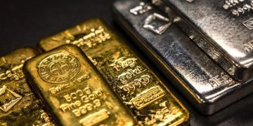 Gram altın 7 bin 121 liraya geriledi